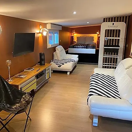 Hotel - Abella Box, Location Adulte *