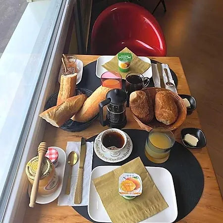- Abella Box, Location Adulte Hotel